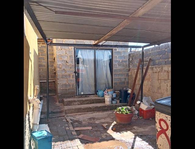 3 BEDROOM HOUSE FOR SALE IN KLIPSPRUIT WEST